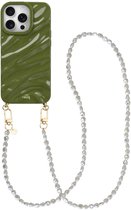 xoxo Wildhearts Glaze Cord Case Groen - Geschikt voor iPhone 13 Pro Max - Pearlfection - Lang koord - Glimmend siliconen telefoonhoesje met plooien - Dream hoesje met koord - Parelketting - Telefoonkoord