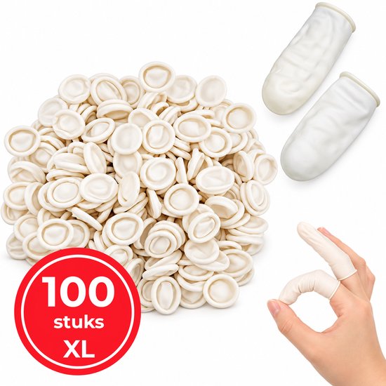 Stapel witte latex vingercondooms maat XL, set van 100 stuks met hand die ze op vingers draagt.