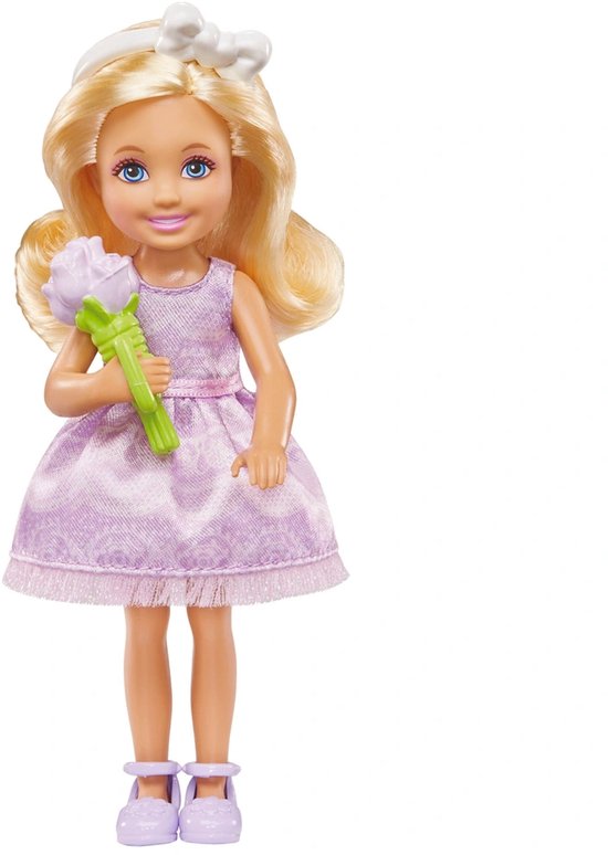 Barbie - Droombruiloft Set - 4 Barbie Poppen - 1x Barbie - 1x Ken - 1x Stacie - 1x Chelsea - Barbiepop - Pop - Speelgoed vanaf 3 jaar — afbeelding 5
