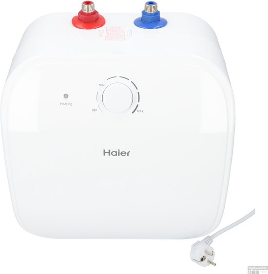 Witte Haier boiler met rode en blauwe aansluitingen, regelknop en stekker.