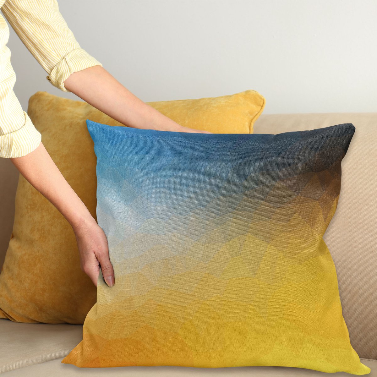 ABAKUHAUS Geel en Blauw Kussenhoes, Polygon Fractal, Kussenhoes met Ritssluiting en Dubbelzijdige Print, 40 x 40 cm, Blauwgrijs Goudsbloem