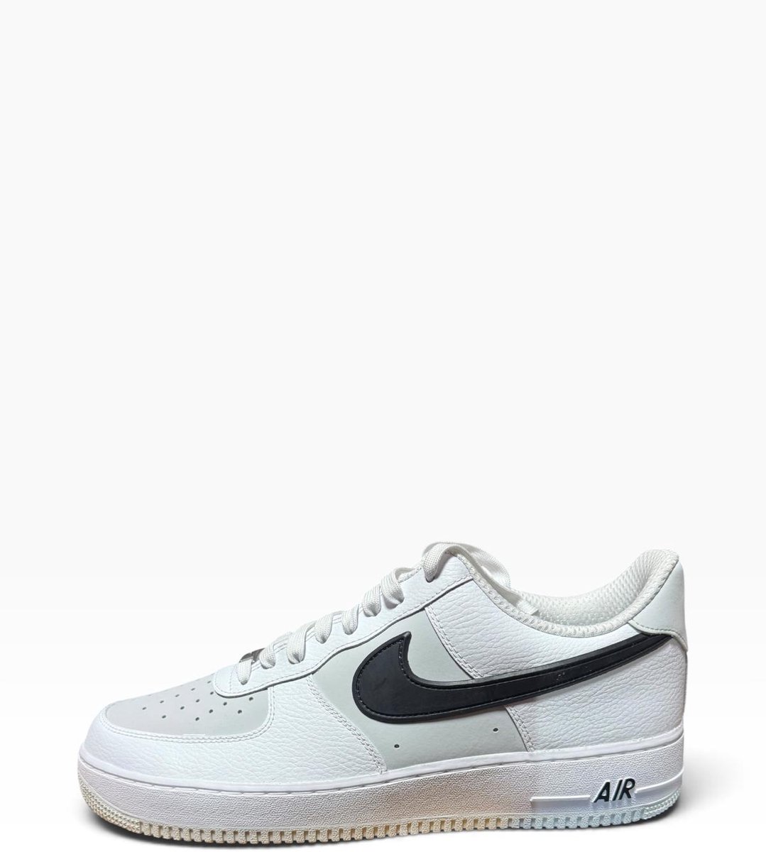 Nike Air Force 1 ’07 LV8 Sneakers Mannen Wit