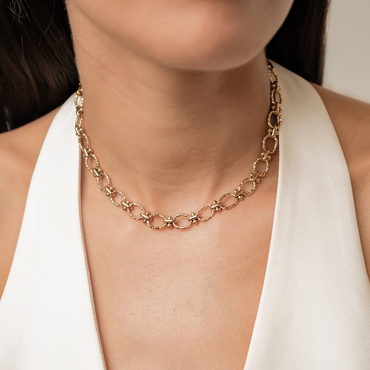 Hey Happiness Getextureerde Schakel Choker Dames - RVS 18K Goud Verguld - Grove Schakelketting - Statement Ketting - Waterproof - Verstelbaar - Cadeau Voor Haar