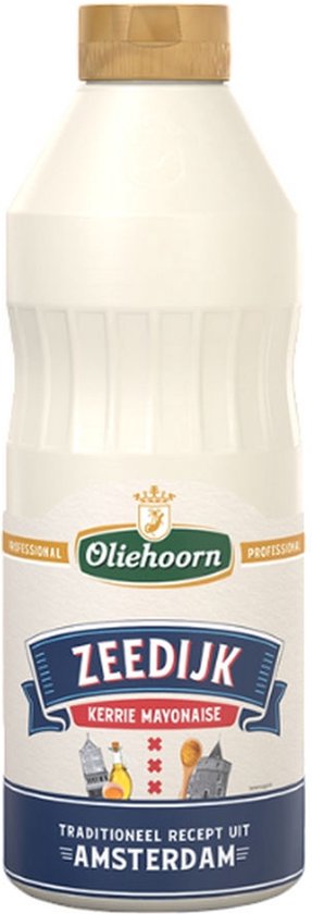 Fles Oliehoorn Zeedijk kerriemayonaise met beige dop en etiket met Amsterdamse iconen en traditioneel recept.