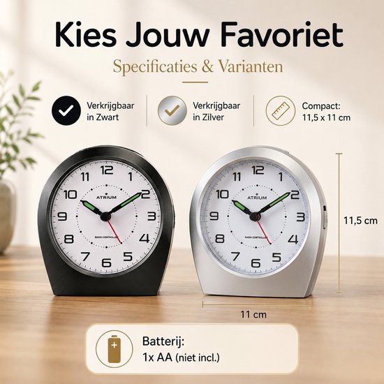 Zwarte en zilverkleurige Atrium radiogestuurde wekkers, compact formaat 11,5 x 11 cm.