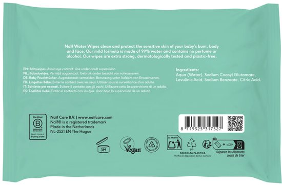 Verpakking van Naïf baby billendoekjes met de tekst: 'Naïf Water Wipes, clean and protect the sensitive skin of your baby’s bum, body and face. Our mild formula is made of 99% water and contains no perfume or alcohol. Our wipes are extra strong, dermatologically tested and plastic-free.'
