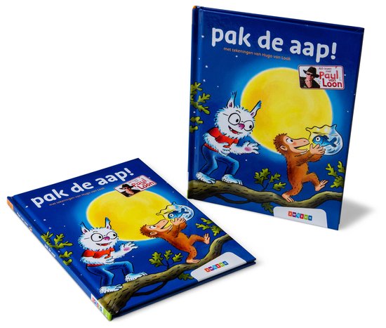 Twee exemplaren van een kinderboek 'pak de aap!' met een vos en een aap op een boomtak bij volle maan.