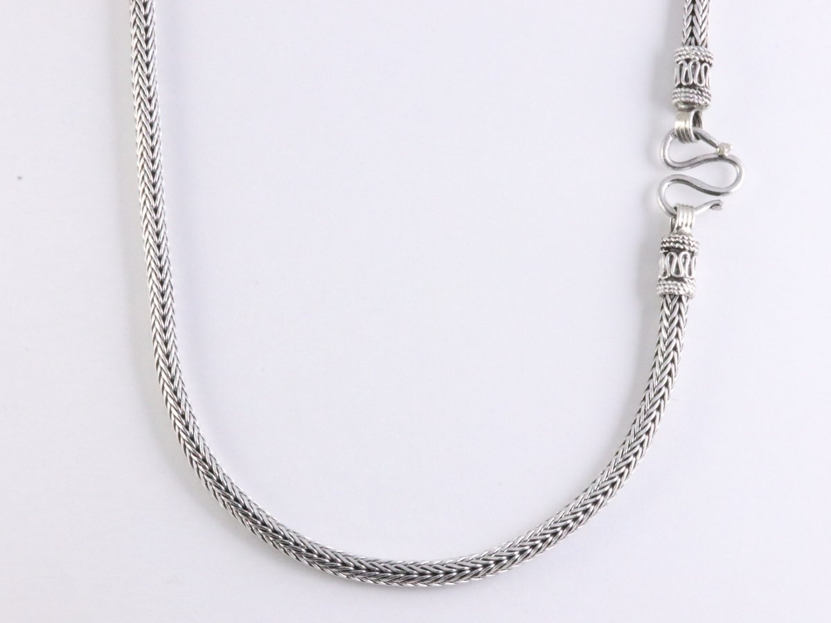 Traditionele zware zilveren snake ketting - lengte 62 cm