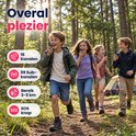 Vier kinderen rennen lachend door een bos met walkie talkies. Iconen voor 16 kanalen, 99 subkanalen, 3-5 km bereik en SOS-knop.