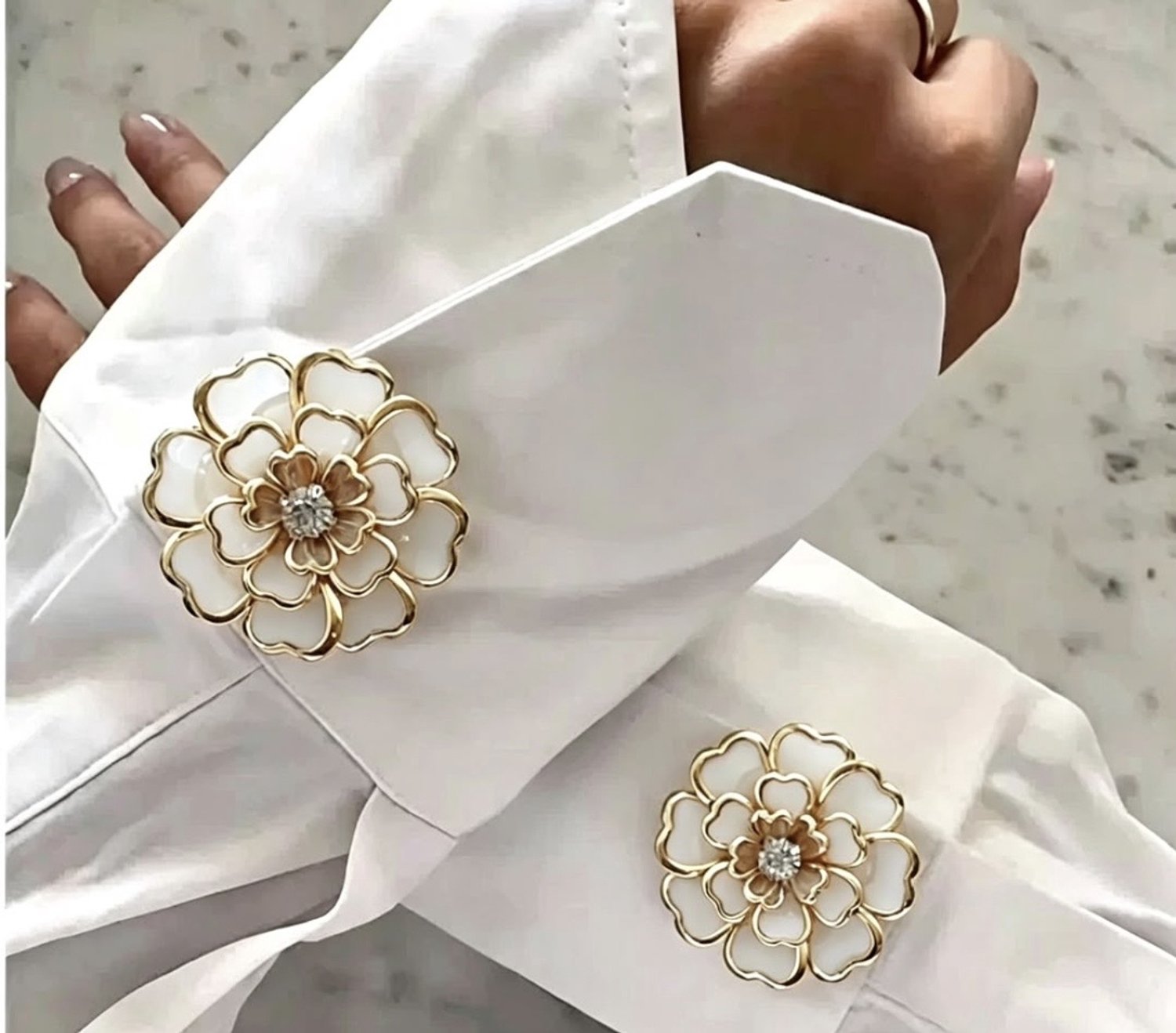 Knopen set kraag - button covers - knopen set - buttoncovers - decoratieve knopen - knopen voor op een blouse - knopen voor aan mouwen - knopen - button set - 2 paar - button covers - Afneembare Manchetten