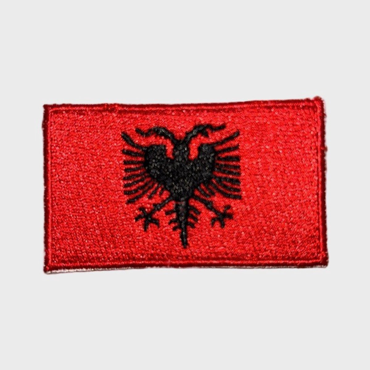 Patchy® – Albanese vlag Strijk Embleem Patch 6.5 x 4 cm