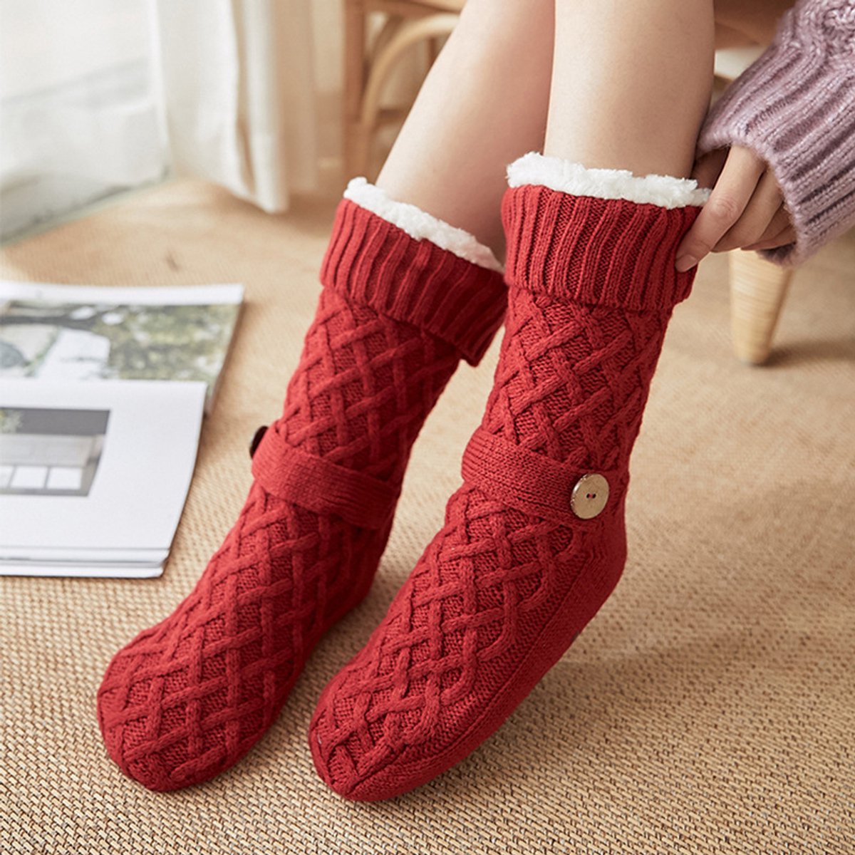 Warme Teddy Fleece Antislip Vloersokken voor Volwassenen Eenheidsmaat 35-42 Winter Huissokken en Pantoffelsokken voor Binnen Zachte Slippersokken voor Dames en Heren Rood