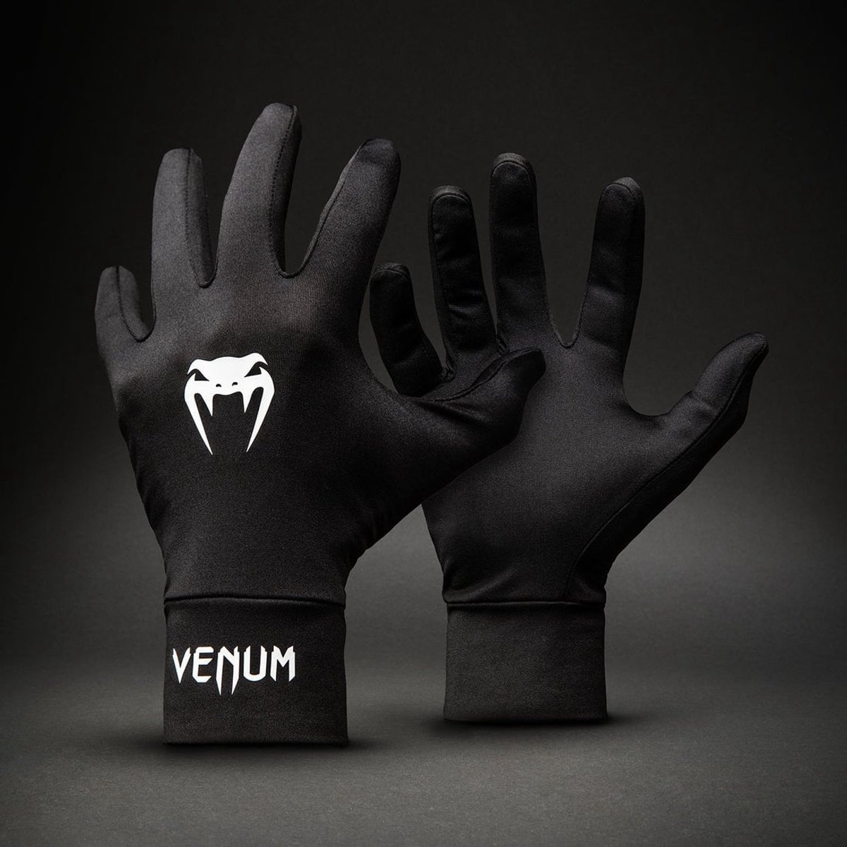 Venum Glove Liners – Comfortabele Binnenhandschoenen voor Boksen, Kickboksen & MMA – Zwart - M / L