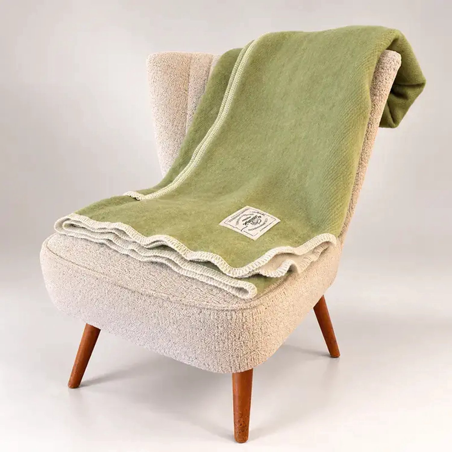 Skéépe Wollen deken groen – Wollen plaid 100% Texelse wol – 100x150 cm – Saliegroen – Schootdeken