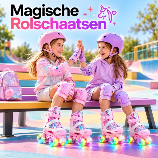 Twee meisjes in skateoutfit geven elkaar een high-five terwijl ze op roze rolschaatsen op een bankje zitten.