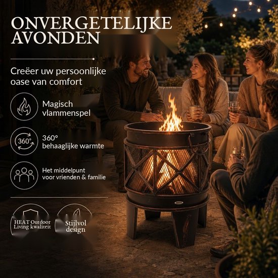 Groep vrienden rond een brandende bronzen vuurkorf in de tuin, creëert een magisch vlammenspel en 360° warmte.