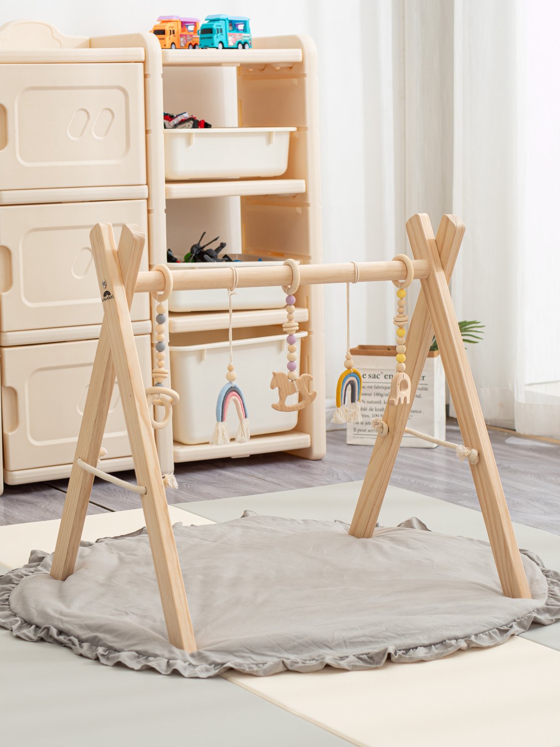 babygym hout incl. 5 speeltjes – houten Speelboog Baby – Stevige constructie & inklapbaar — afbeelding 2