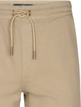 Beige chinoshort met elastische tailleband, trekkoord en metalen agletten met Petrol-logo.