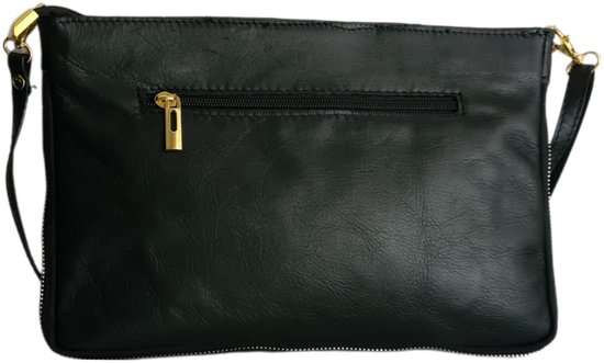 Zwarte leren clutch met ritssluiting en gouden rits aan de achterkant, met zwarte leren bandjes.