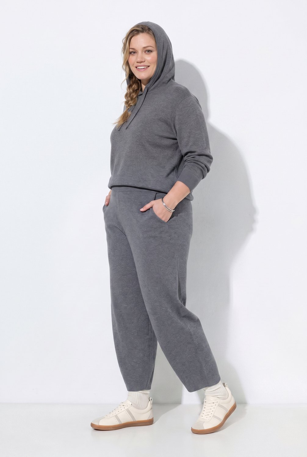 Ulla Popken - Dames - Gebreide barrelbroek Milano-breisel elastische tailleband - Antraciet melange - Maat 54+