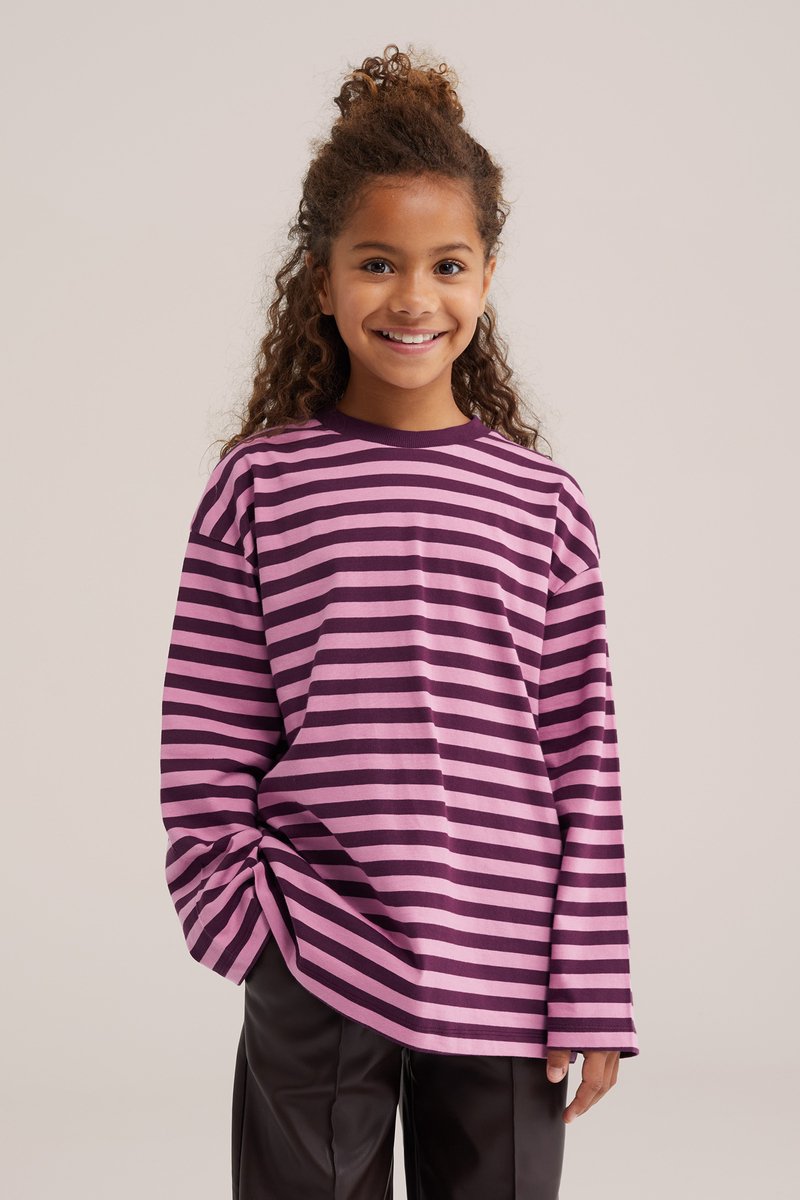 WE Fashion Meisjes oversized gestreept T-shirt