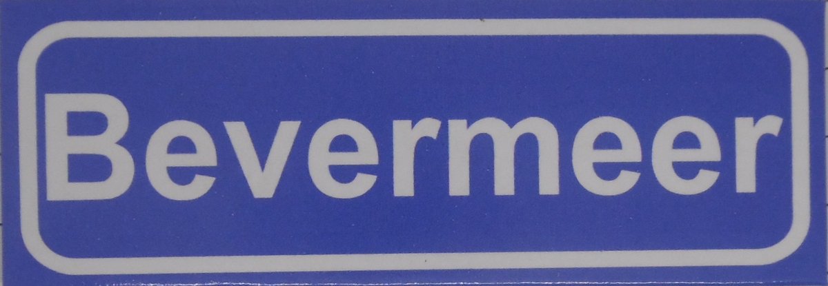 Souv© - koelkast magneet - plaatsnaam bord - kombord - souvenir - koelkastmagneetje - relatiegeschenk Bevermeer