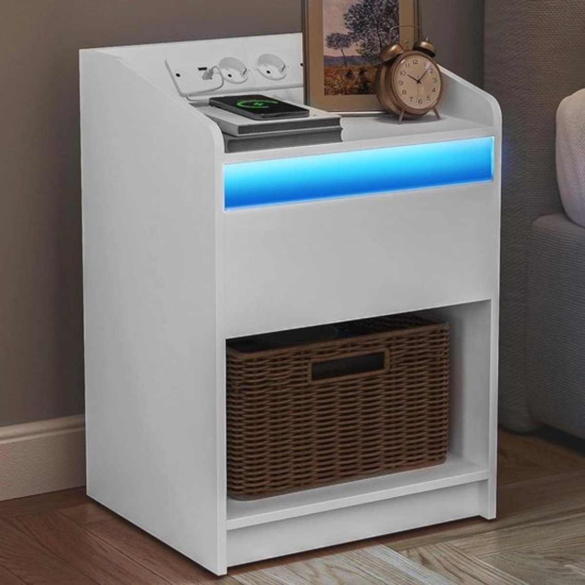 Nachtkastje - met ledverlichting en oplaadstation - Bijzettafel voor slaapkamer en woonkamer - met usb-poorten