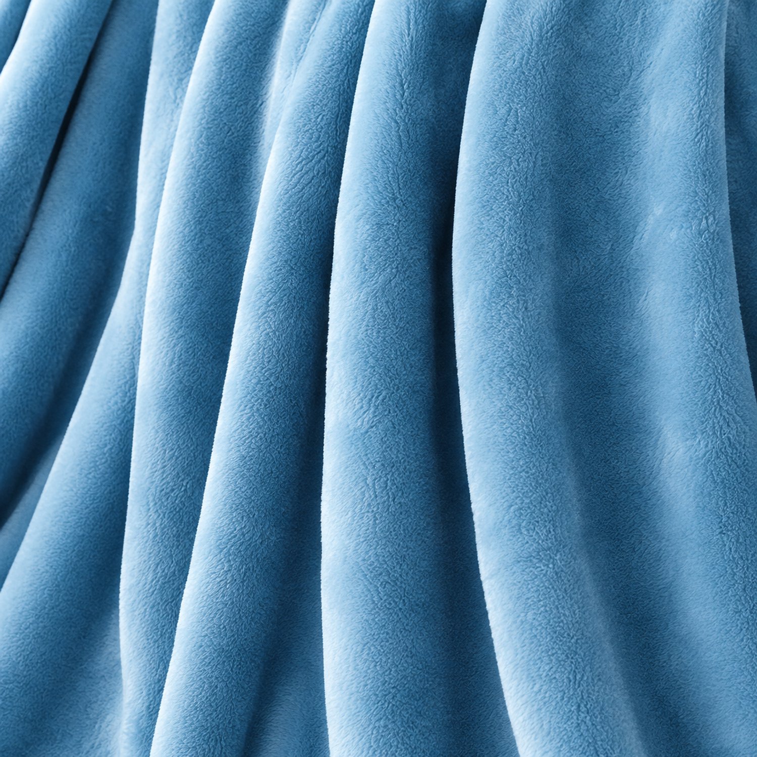 SWGOTA Blauwe flanellen deken 200 x 230 cm, polyester plaid met effen dessin en afgewerkte rand