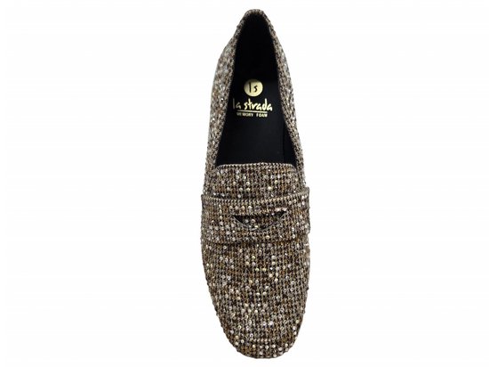 Bruine La Strada loafer met pied-de-poule patroon en glinsterende steentjes, zool met 'la strada memory foam'.