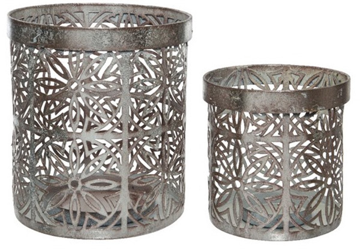 Decoris Waxinelicht houders set - 2x - metaal - grijs - bloemenpatroon - Windlichtjes - kaarsenhouders Zilver