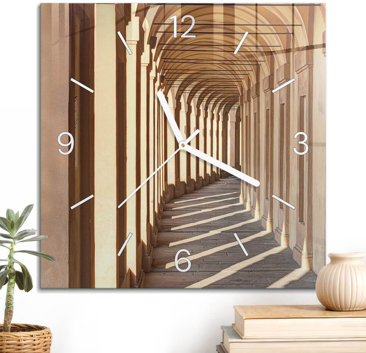 ArtPrintCave Beige Glazen Klok - 30x30 cm - Wandklok Vierkant - Elegante Hal Wandklok Keuken - Natuur Unieke Klok - Witte Klokwijzers