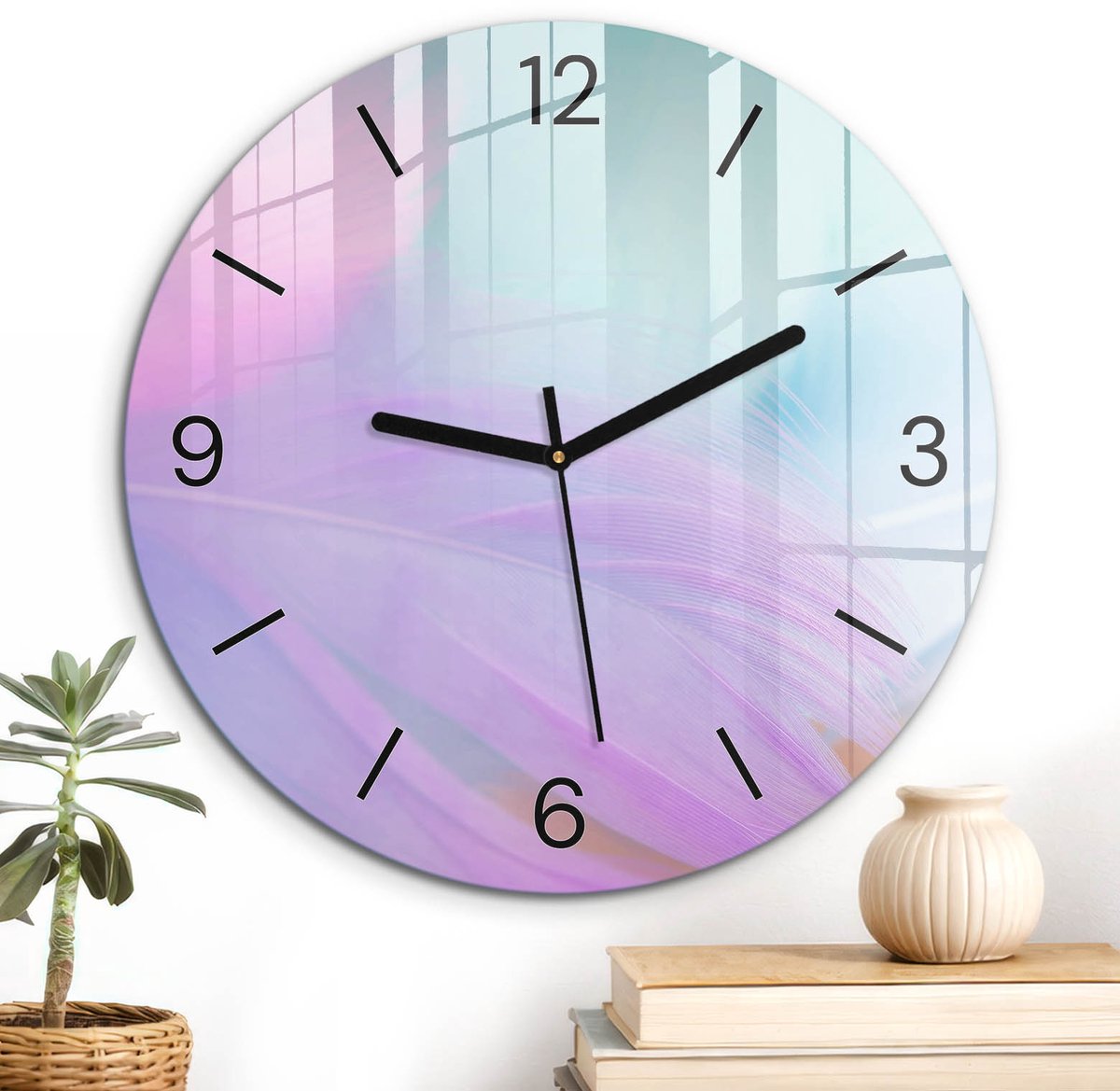 ArtPrintCave Roze Glazen Klok - Wandklok 30 cm - Muurklok Rond - Pastelkleurige Veren Wandklok Keuken - Abstractie Unieke Klok - Zwarte Klokwijzers