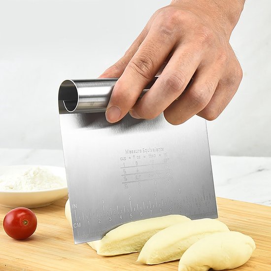 2 stuks roestvrijstalen deegsnijder groot en medium met meetschaal, deegspatel schraper keuken als bak- en kookhulp voor cake, cake, pizza, taart, deeg — afbeelding 2