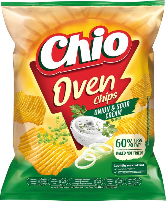 Zak Chio Oven Chips Onion & Sour Cream met geribbelde chips, dipsaus, ui en 60% minder vet.