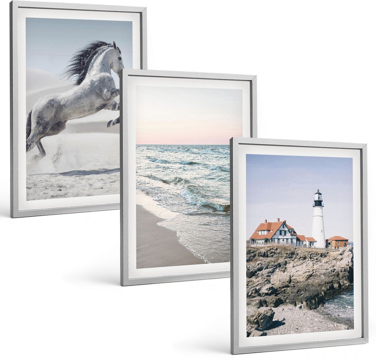 Coloray 3-Delige Schilderij Set - Paarden In Beweging, Strand En Vuurtoren, Watergolven - 40 x 60 cm - Muurdecoratie - Schilderijen Set - Woonkamer - Wanddecoratie