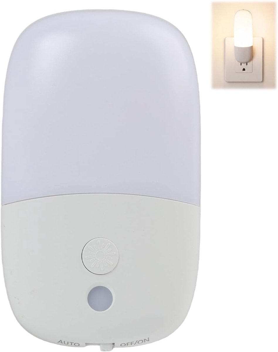 Energiezuinige LED nachtlamp met schemersensor, warm wit licht, compact ontwerp voor kinderkamer, gang, trap en woonkamer
