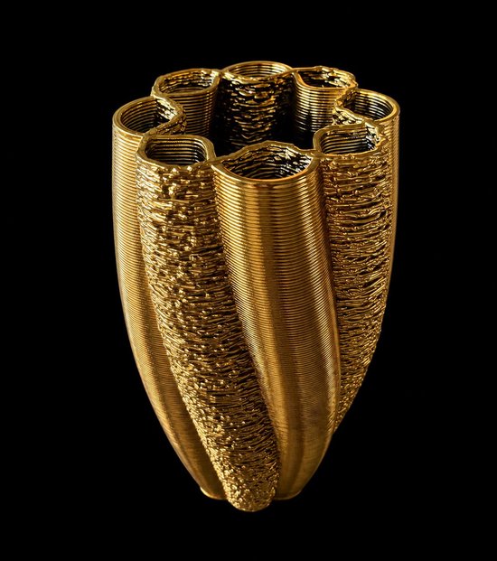 MW3DP-3d- printed golden Vase- gouden vaas- decoratie-huis deco-luxe uitstraling- vakmanschap
