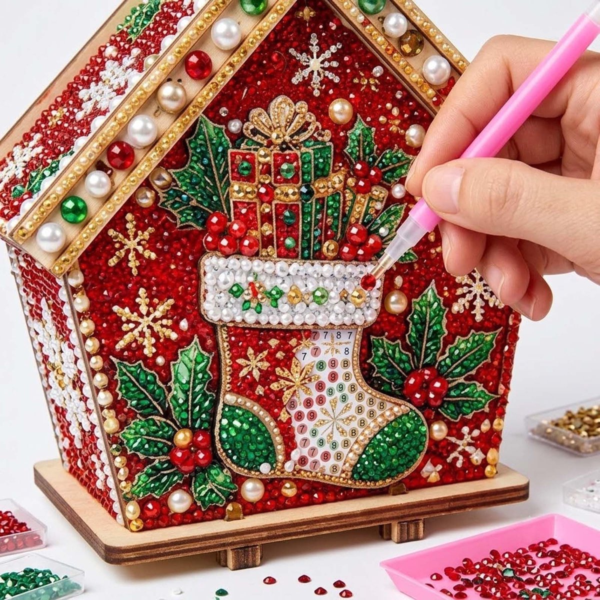 Namajunas - 3D Houten Huis Diamond Painting set - Parels - Diamond Painting Volwassenen & Kinderen - Met Diamond Painting Accesoires - Creatief Knutselen - Knutselpakket - Kerstboomversiering - Kerstversiering Decoratie Binnen - Cadeau - Kerstkous – foto 6
