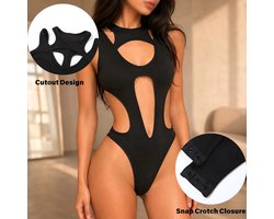 Body met uitgesneden details