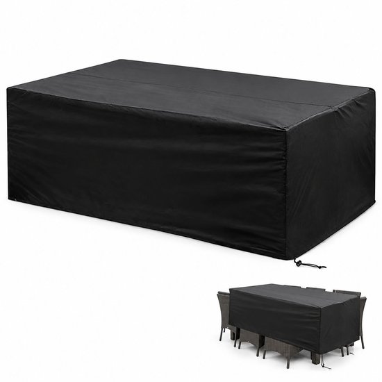 Zwarte, rechthoekige beschermhoes voor tuinmeubelen, getoond als los item en over een tuinset heen.