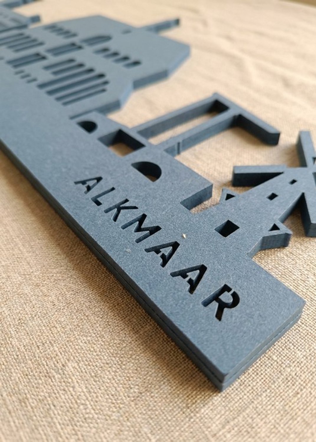 Houten Skyline Alkmaar | Wanddecoratie voor aan de muur | Blauw MDF | 100 x 17 cm