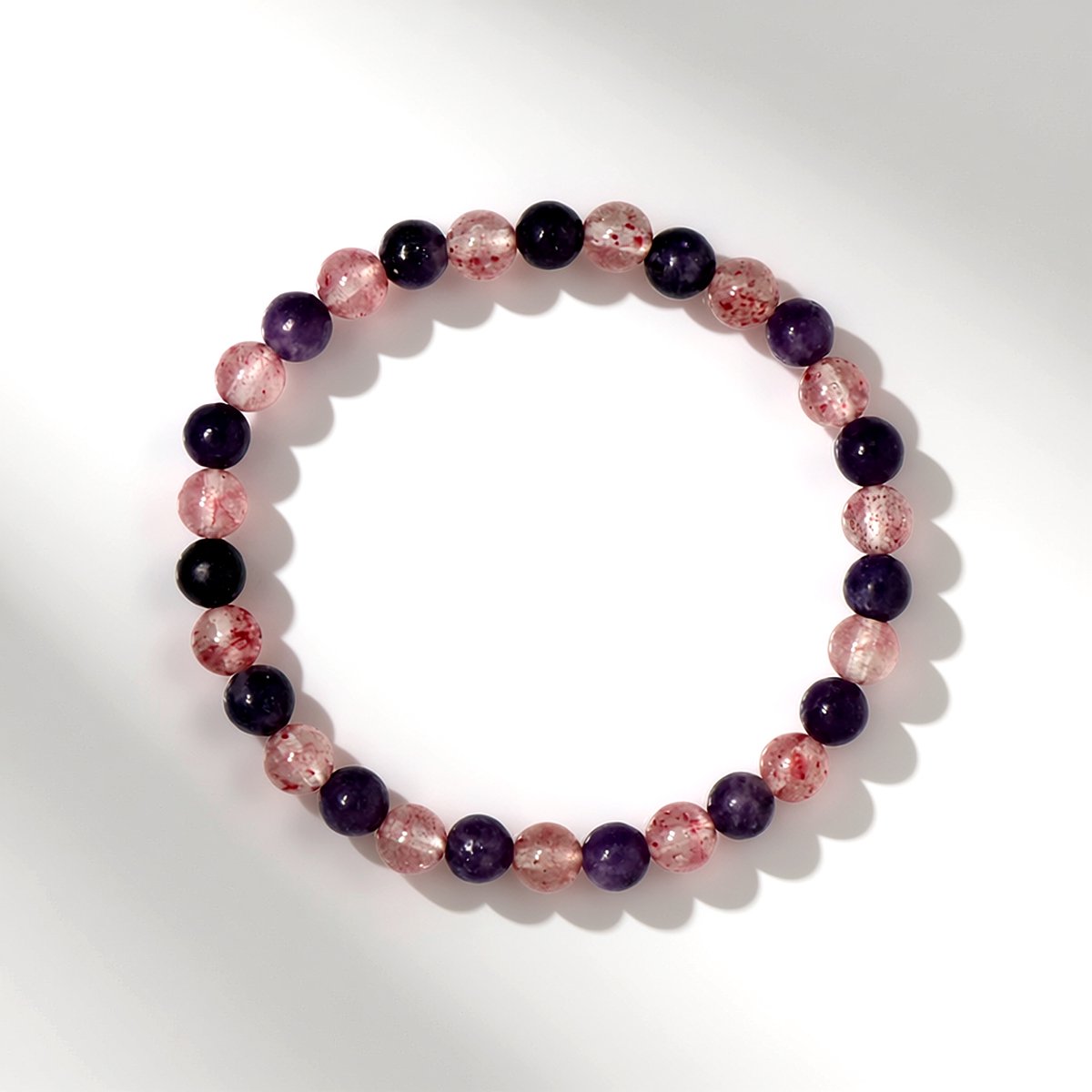 Cavill - Armband met Lepidoliet & Aardbeikwarts - 18 cm - Braziliaanse Ronde Kralen 6 mm - Paars-Roze Edelsteen Armband - Stijlvol & Natuurlijk