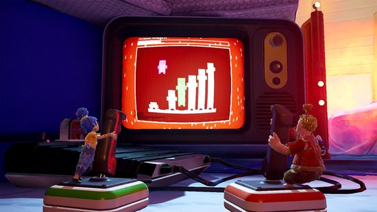 Twee spelers met joysticks voor een retro-tv die een spel speelt.