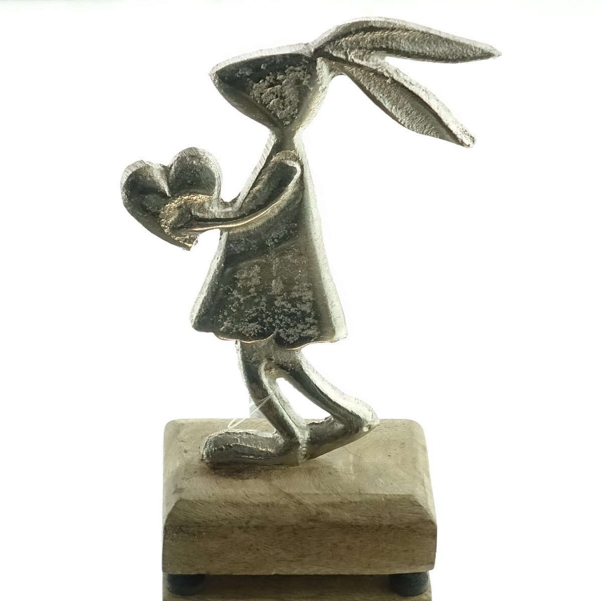 Gasper haas zilverkleur met hart in hand 17 cm aluminium hout
