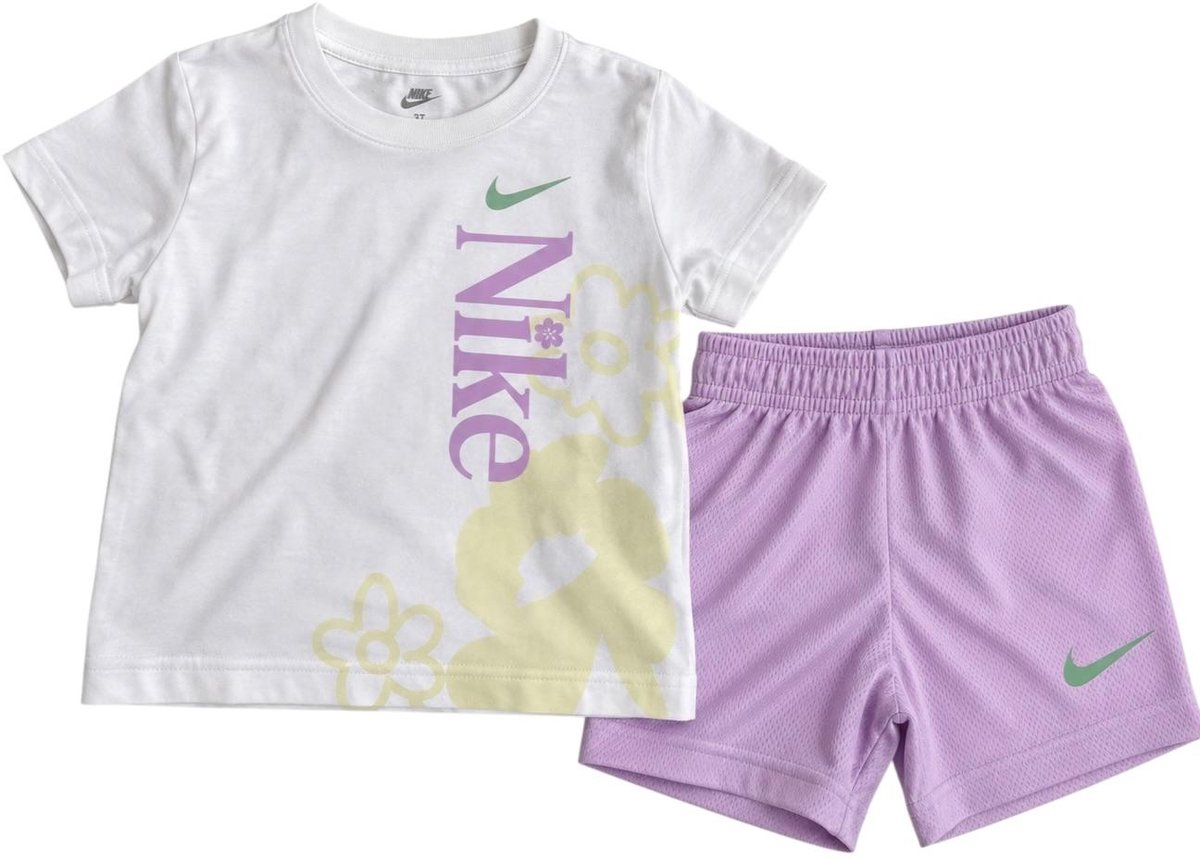 NIKE KIDS SET - MAAT 110-116CM / 5-6YR (M)