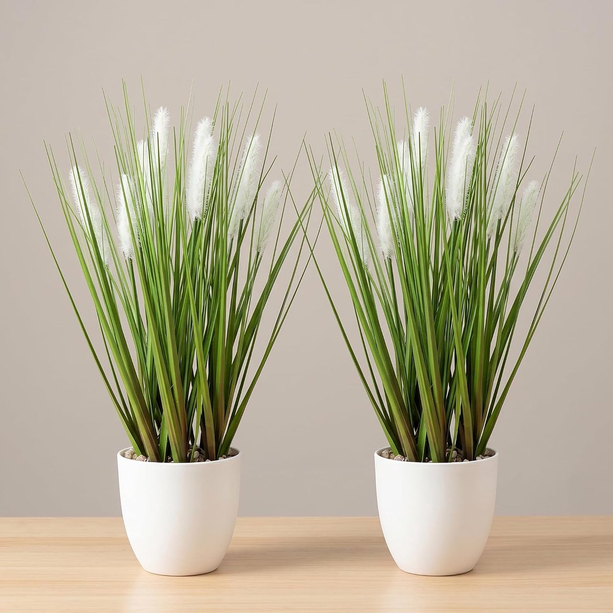 Set van 2 kunstgras in witte kunststof pot (45 cm): kunstplanten zien eruit als echt, weerbestendig en uv-bestendig, hoogwaardige kunstgrasset, smaakloos en onderhoudsvriendelijk