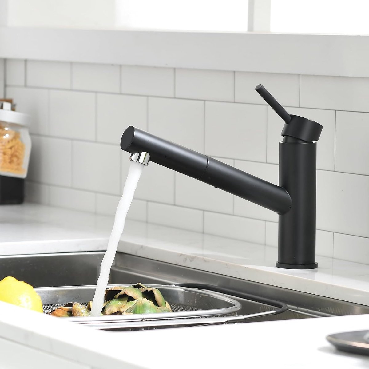 Kraan keuken uittrekbare keukenkraan eengreepsmengkraan met 38 cm trekslang 120° draaibaar in roestvrij stalen look voor gootsteen en werkblad zwart