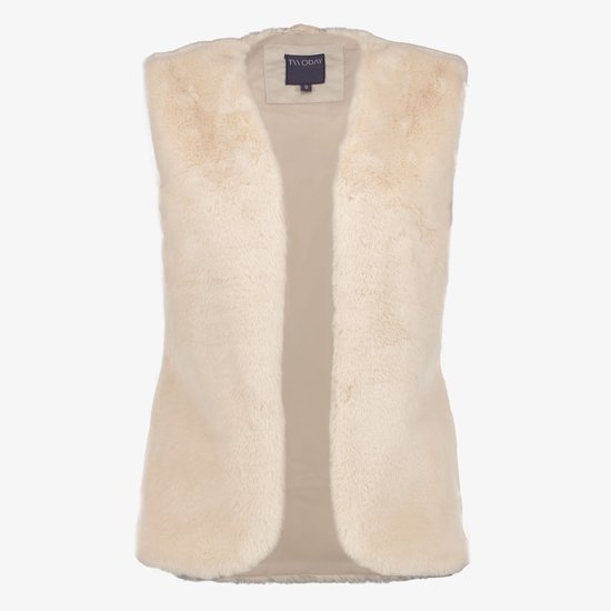 Crèmekleurig damesgilet van imitatiebont van TwoDay, open aan de voorkant met een beige voering.