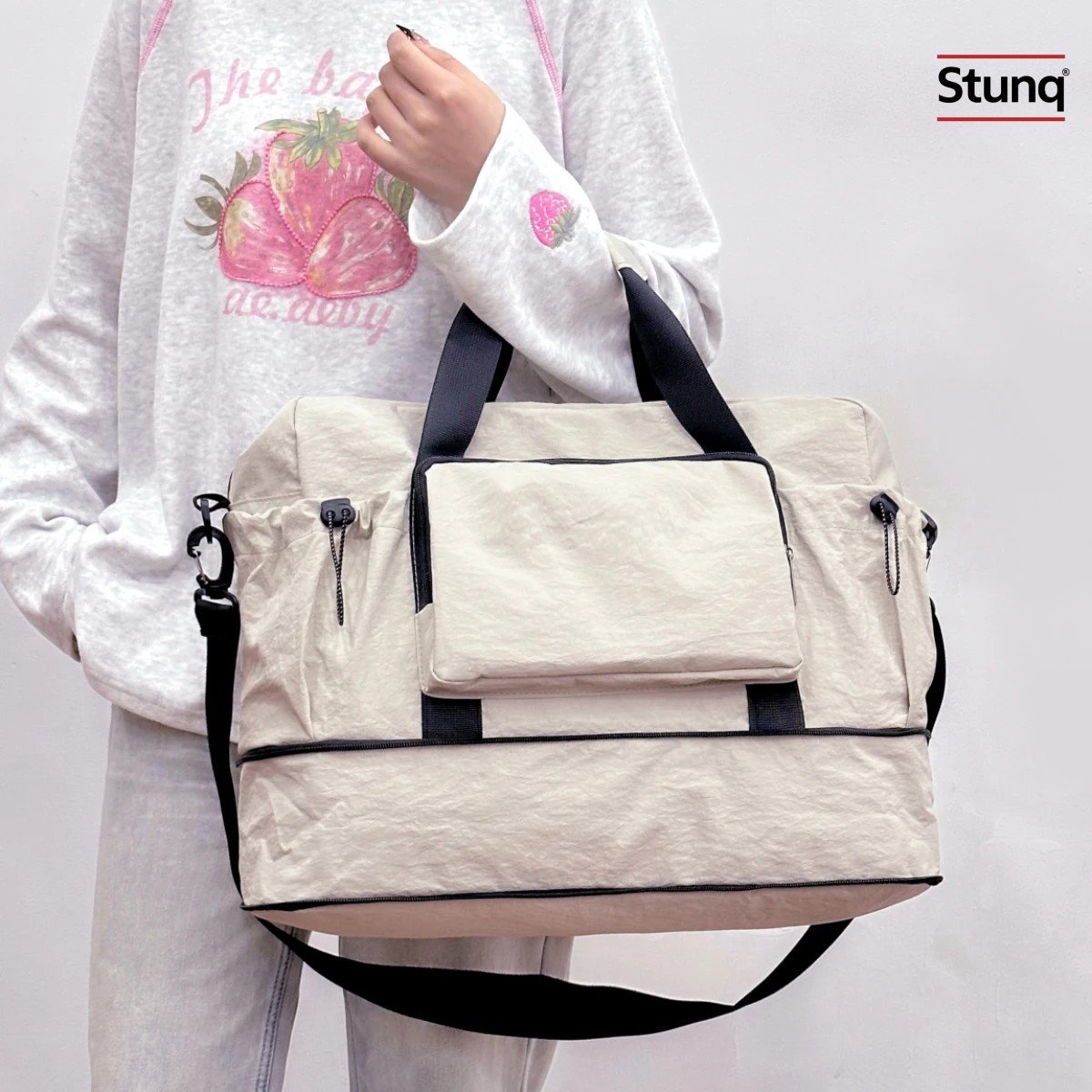 Stunq® Reistas Groot Beige - Lichtgewicht Crossbody Sporttas met Trolleyriem