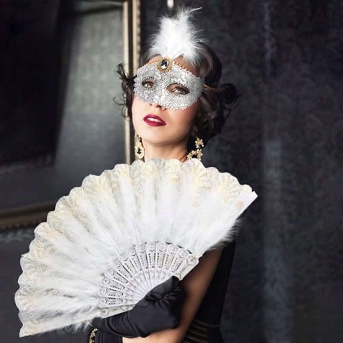 Elegante Witte Masker en Waaierset voor Dames - Carnaval & Feest